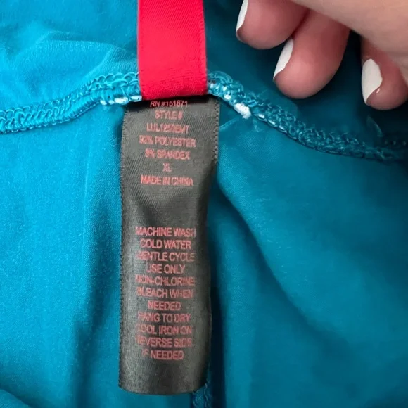 NWOT Turquoise crop yoga pants size XL - Picture 4 of 7